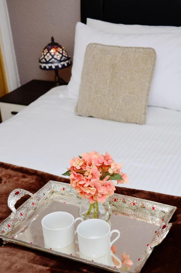 Sm Dreams Unlimited Serviced Accommodation- Stanwell-Staines-Heathrow المظهر الخارجي الصورة